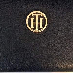 Tommy Hilfiger wallet